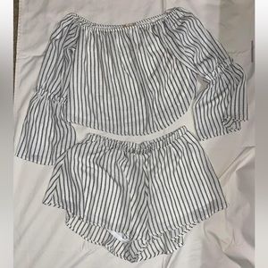 Altard State Off the shoulder Set